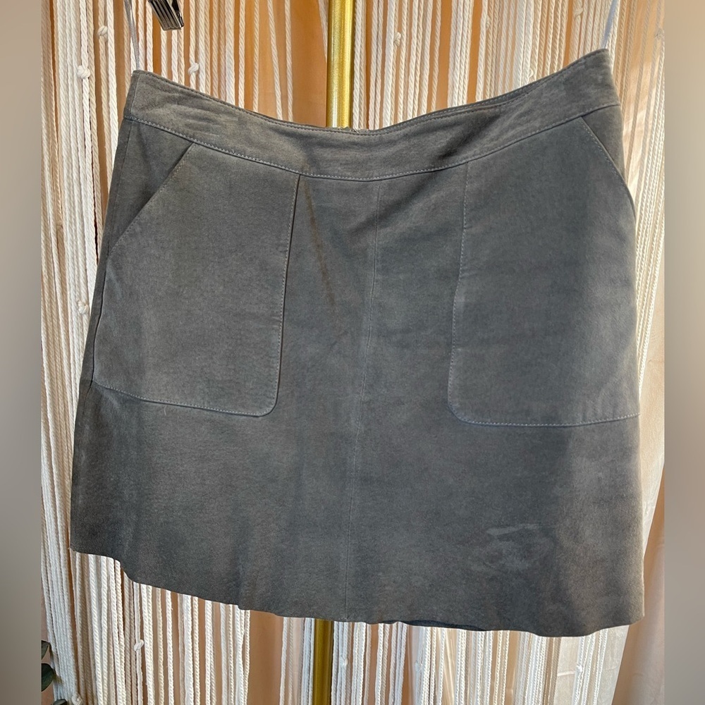 Willow & Clay Suede Leather Mini Skirt size M - Picture 5 of 9